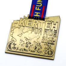 Medalla y cintas de carrera de bicicleta de montaña 3D personalizadas baratas